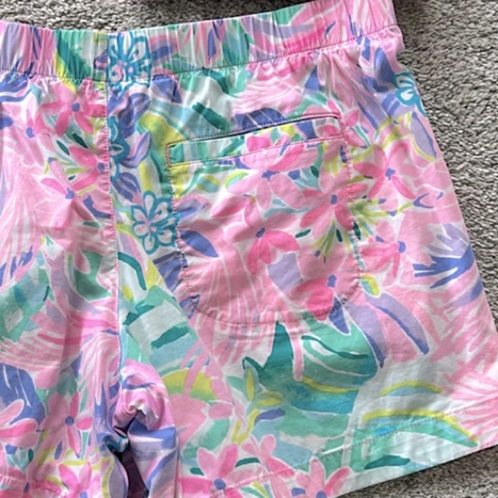 Lilly Pulitzer Ocean View Short Multi It’ Was All A Dream - Picture 5 of 5
